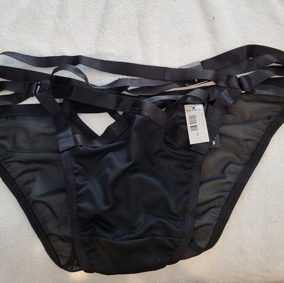 PLUS Caged Satin-Feeling Tanga Panty - Picture 6 of 11